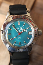 Load image into Gallery viewer, Russian Mechanical Automatic Wrist Watch Vostock Amphibian Diver 120059