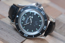 Load image into Gallery viewer, Russian Mechanical Automatic Wrist Watch Vostok Amphibian Diver 13042A
