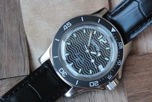 Load image into Gallery viewer, Russian Mechanical Automatic Wrist Watch Vostok Amphibian Diver 13042A