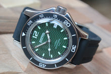 Load image into Gallery viewer, Russian Mechanical Automatic Wrist Watch Vostok Amphibian Diver 13041A