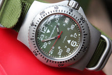 Load image into Gallery viewer, Vostok Komandirskie Mechanical Automatic Wrist Watch Diver 24 Hour 280989