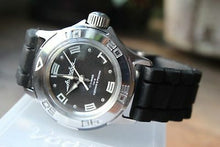 Load image into Gallery viewer, Vostok Amphibian woomen's Russian wrist watch 051461