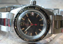 Load image into Gallery viewer, Vostok Komandirsky Auto Russian Military Wrist Watch # 020741 NEW