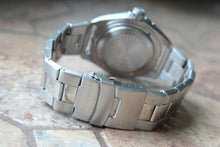 Load image into Gallery viewer, Vostok Komandirsky Auto Military Wrist Watch # 020716 NEW