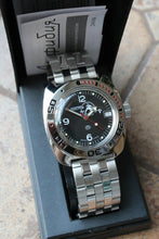 Load image into Gallery viewer, Russian Mechanical Automatic Wrist Watch VOSTOK AMPHIBIAN DIVER 710634