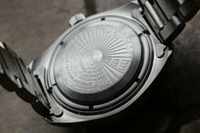 Load image into Gallery viewer, Vostok Komandirsky 030789B Russian Automatic Military Wrist Watch Day Night