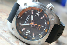 Load image into Gallery viewer, Vostok Amphibian Scuba Russian wrist watch 070798