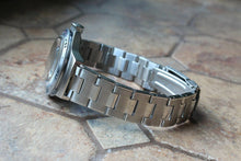 Load image into Gallery viewer, Vostok Amphibian Russian diver wrist watch 060634