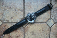 Load image into Gallery viewer, Vostok Komandirsky 811941 Russian Mechanical Military Wrist Watch Eagle