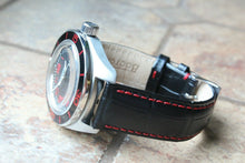 Load image into Gallery viewer, Vostok Komandirsky 030786 Russian Mechanical Automatic Military Wrist Watch Red