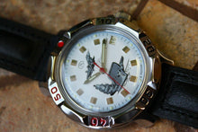 Load image into Gallery viewer, Vostok Komandirskie Russian wrist watch 811261