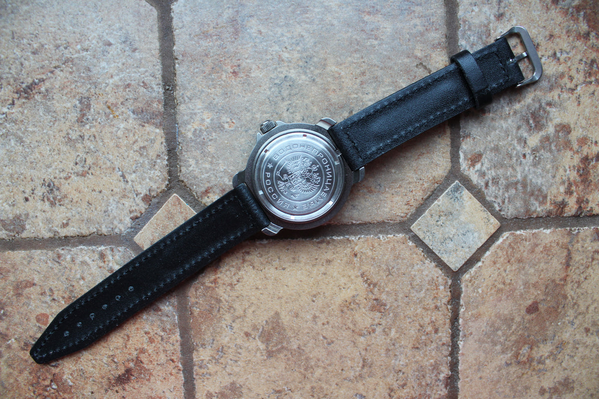 Vostok Komandirskie 816398 - case back, leather strap and buckle