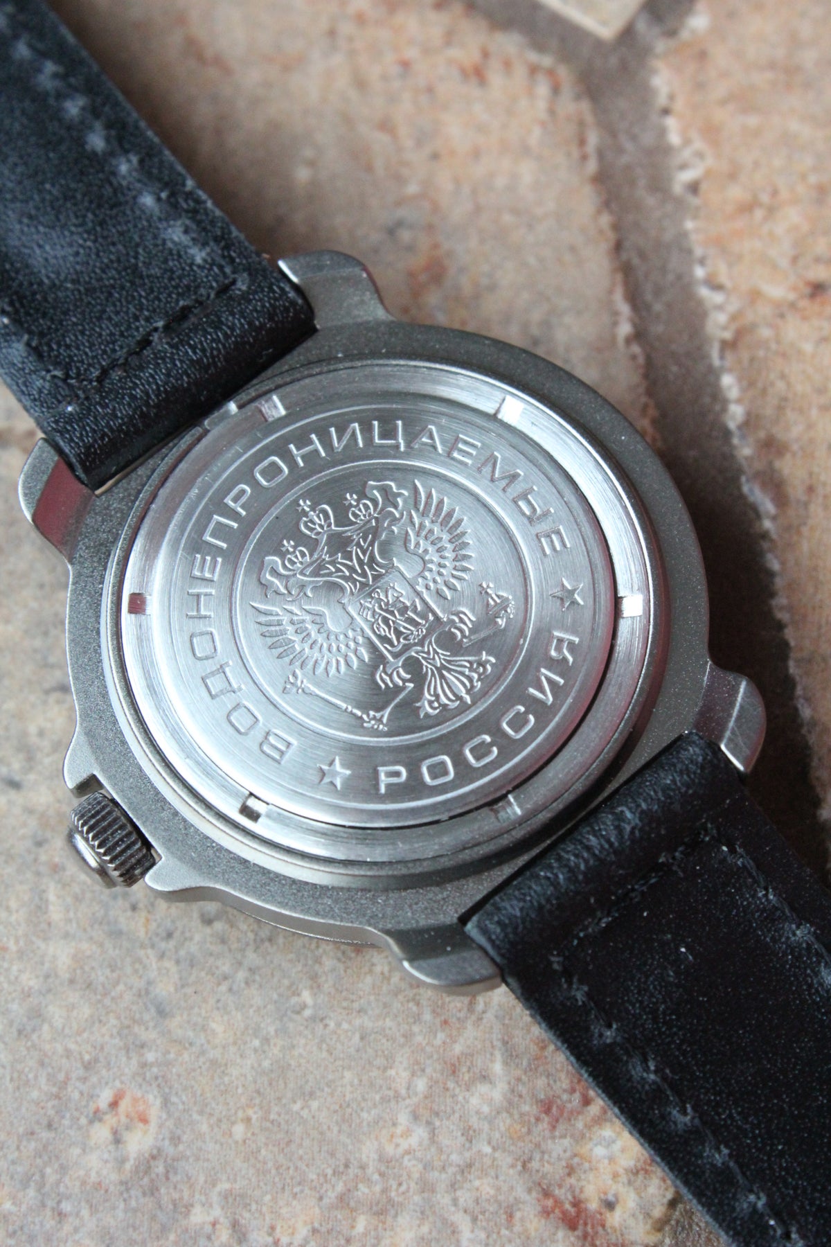 Vostok Komandirskie 816398 - engraved case back