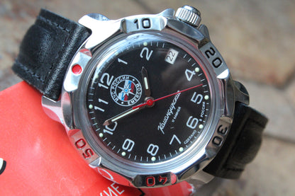 Vostok Komandirskie 811951 - side view of case and black leather strap