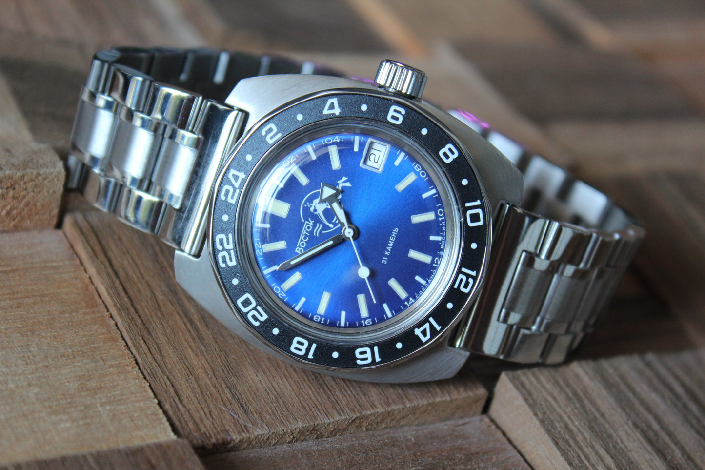 Vostok Amphibian Mechanical Automatic Wrist Watch Diver Scuba Dude 17004B