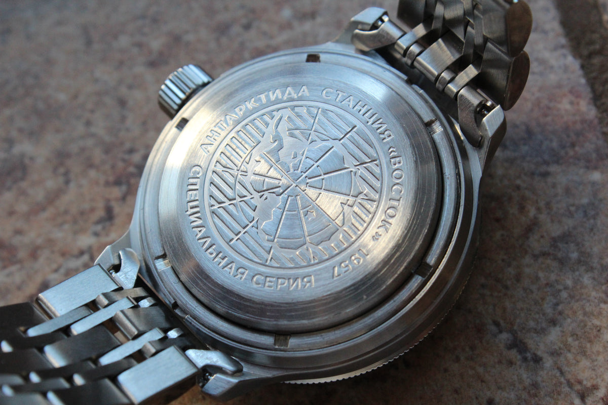Vostok Amphibia 720074 - stainless steel case back