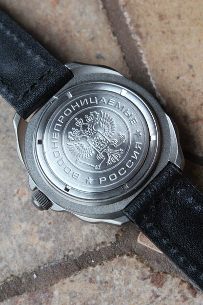 Vostok Komandirskie 216942 — case back