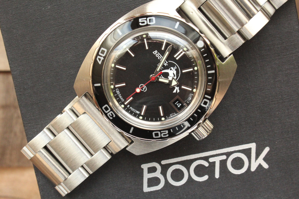 Vostok Amphibia Automatic Watch 170600, angled dial view