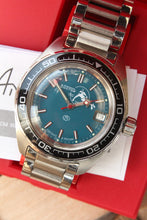 Load image into Gallery viewer, Vostok Komandirsky Mechanical Automatic Wrist Watch Diver Scuba Dude 020059
