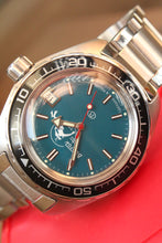 Load image into Gallery viewer, Vostok Komandirsky Mechanical Automatic Wrist Watch Diver Scuba Dude 020059
