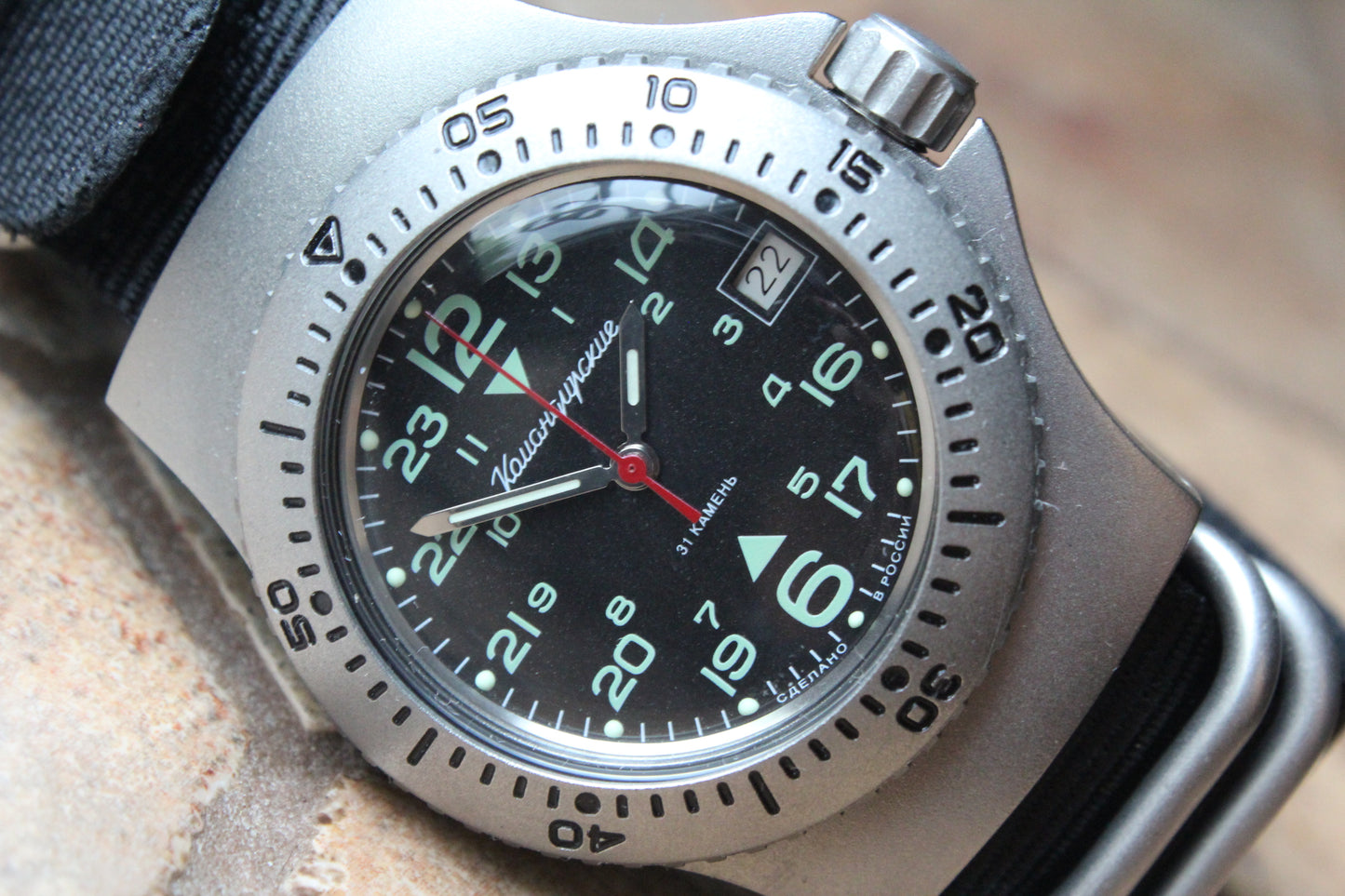 Vostok Komandirskie Mechanical Automatic Wrist Watch Diver 24 Hour 280991