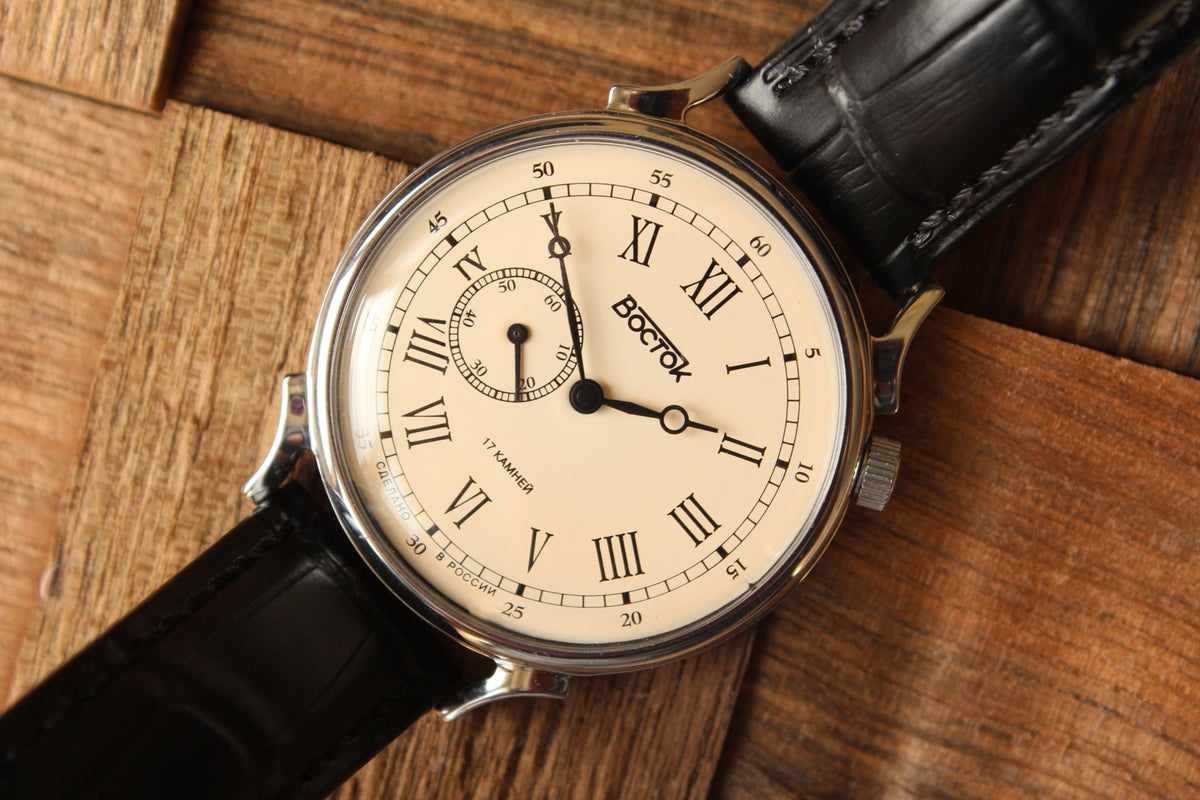 Vostok 581883 - alternate dial and case detail