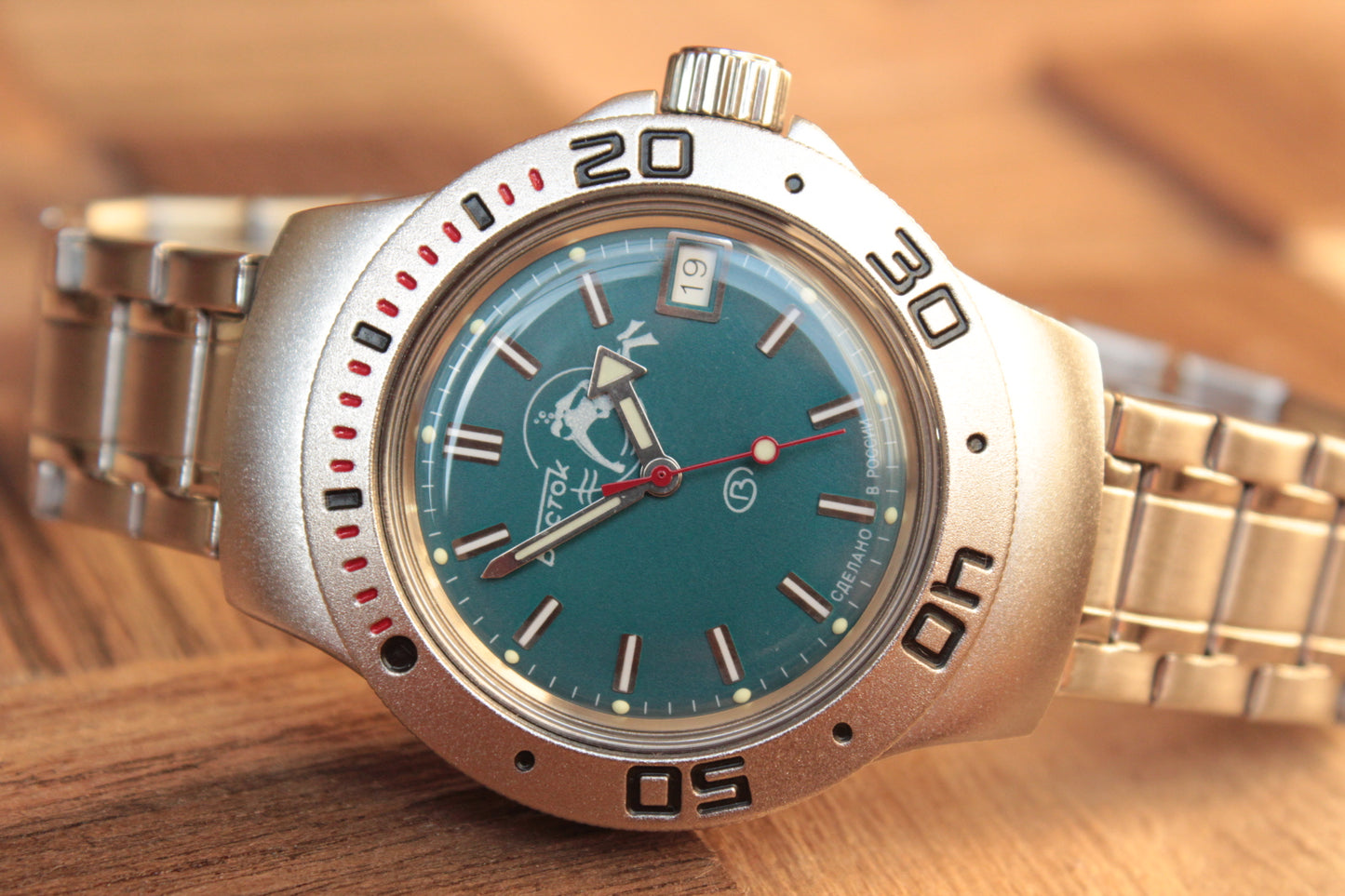 Vostok Amphibian Diver Mechanical Automatic Wrist Watch Scuba Dude 060059