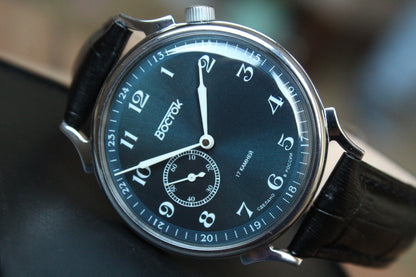 Vostok 581884 - close diagonal front view with complete dial and case