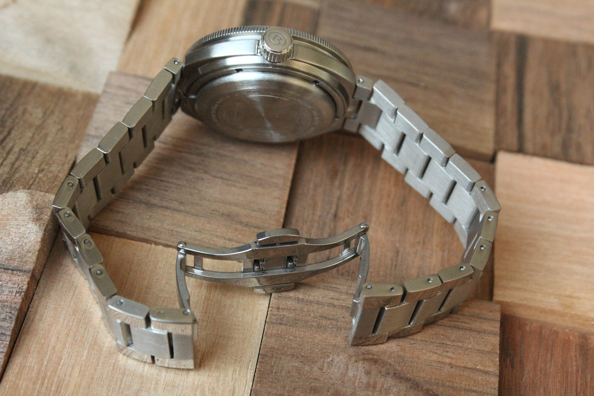 Vostok Amphibia 780446 - stainless steel bracelet and clasp