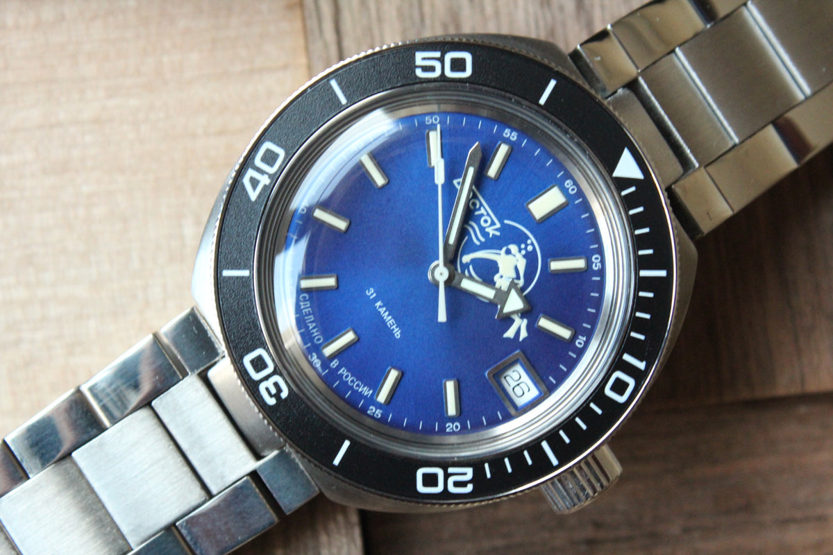 Vostok Amphibia 78010A - close-up of blue diver dial and bezel