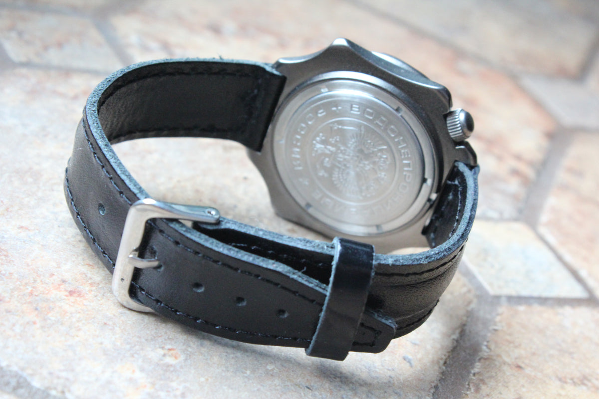 Vostok 536772 - rear view of leather strap and buckle
