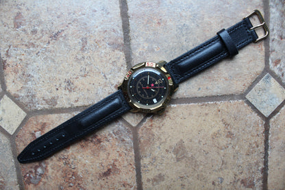 Vostok Komandirskie 819399 - full watch and black leather strap