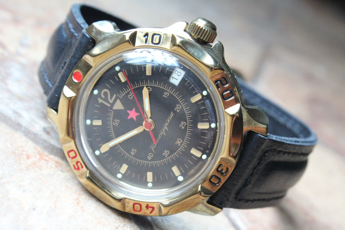 Vostok Komandirskie 819399 - close-up of dial and date window