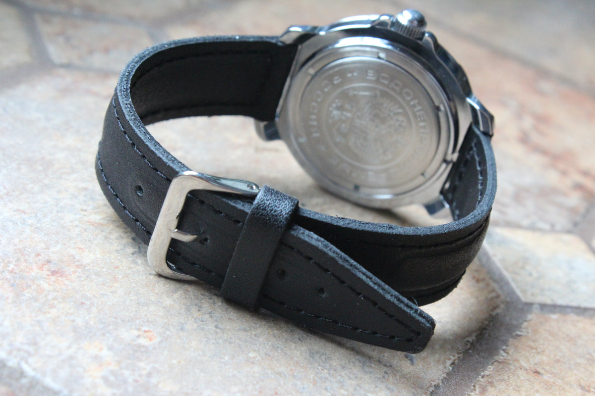 Vostok Komandirskie 811942 - case back, black leather strap and buckle