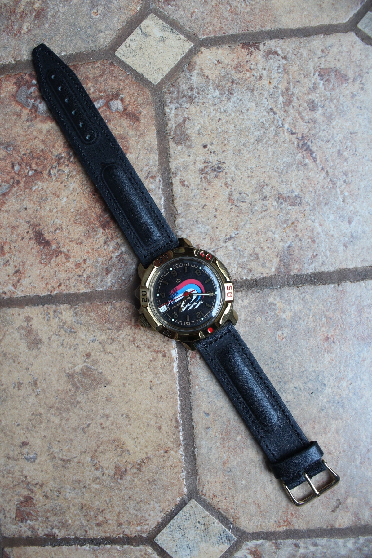 Vostok Komandirskie 819260 - full watch and black leather strap
