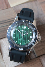 Load image into Gallery viewer, Russian Mechanical Automatic Wrist Watch Vostok Amphibian Diver 13041A
