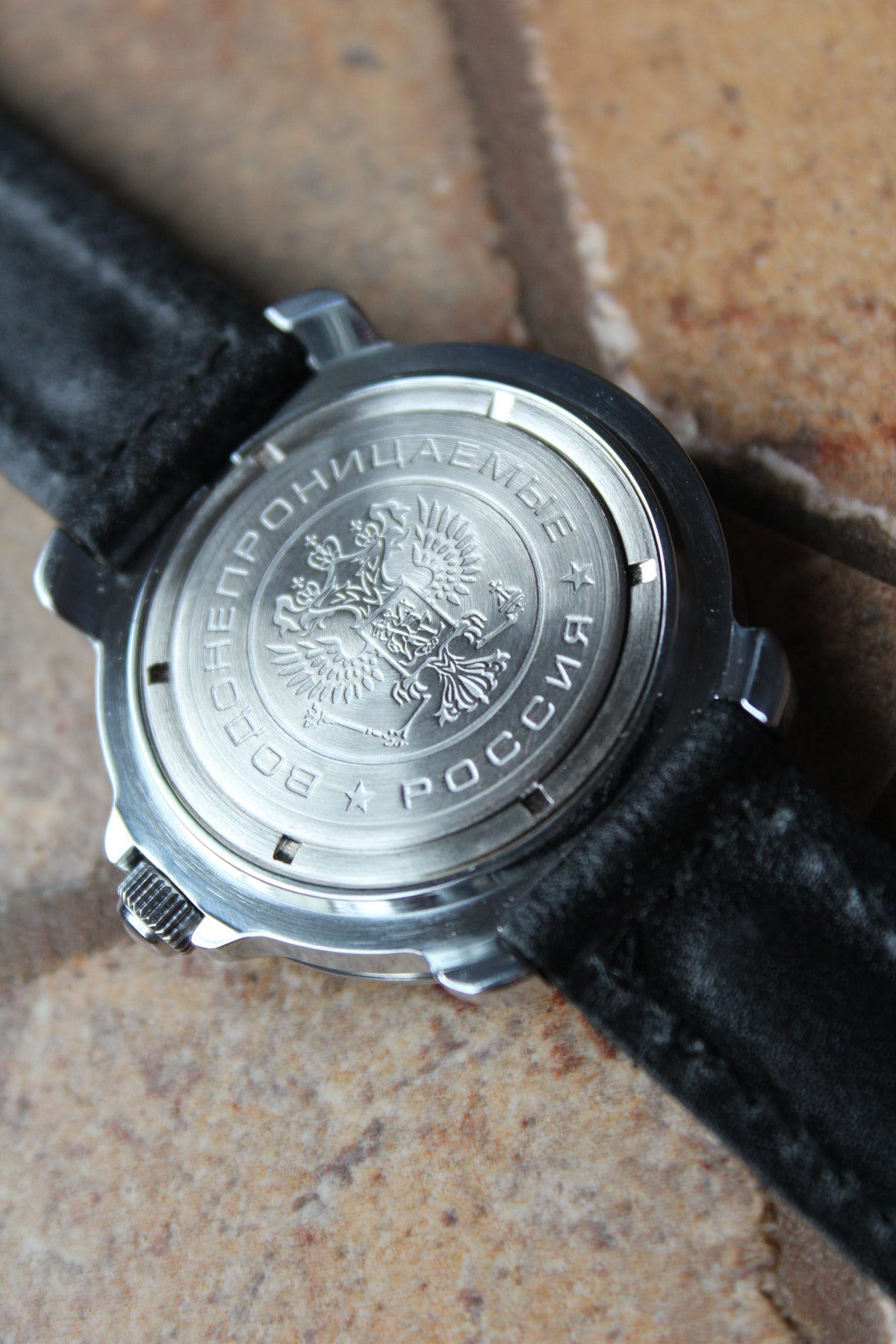 Vostok Komandirskie 811952 - engraved case back