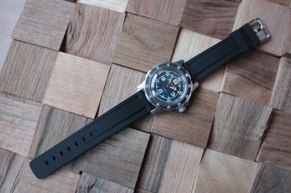 Vostok Komandirskie 18086A — strap or bracelet view