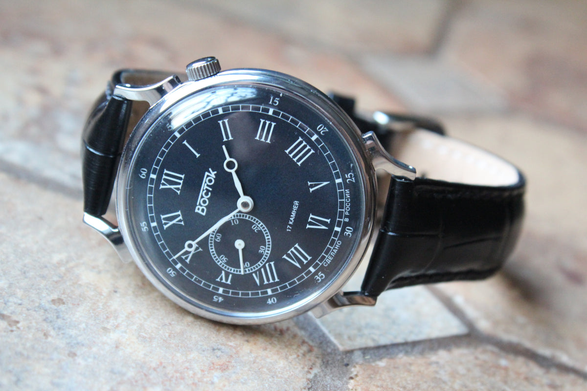 Vostok 581880 - front view with curved genuine leather strap