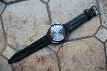 Vostok Komandirskie 211950 — strap or bracelet view