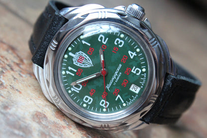 Vostok Komandirskie 211950 — diagonal front view