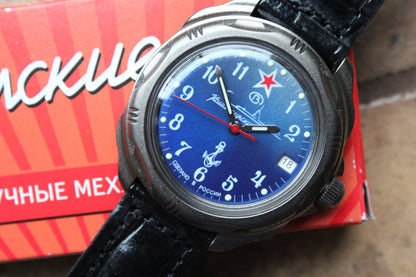 Vostok Komandirskie 216289 — alternate front view