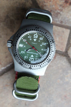 Load image into Gallery viewer, Vostok Komandirskie Mechanical Automatic Wrist Watch Diver 24 Hour 280989
