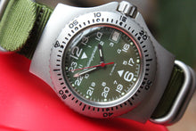 Load image into Gallery viewer, Vostok Komandirskie Mechanical Automatic Wrist Watch Diver 24 Hour 280989
