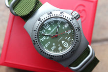 Load image into Gallery viewer, Vostok Komandirskie Mechanical Automatic Wrist Watch Diver 24 Hour 280989
