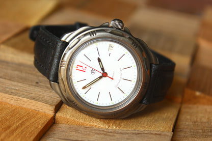 Vostok Komandirskie 21614G — dial detail