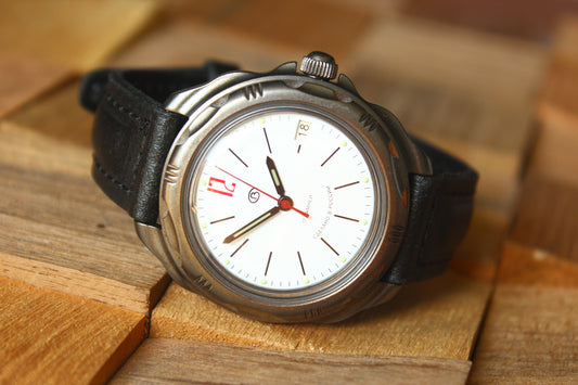 Vostok Komandirskie 21614G — dial detail