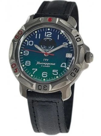 Vostok Komandirskie 816873 - front view of dial, date window and black leather strap