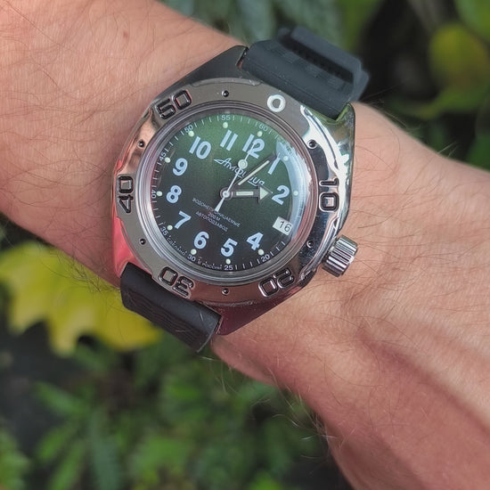 Vostok Amphibia 67068B - video of the actual watch