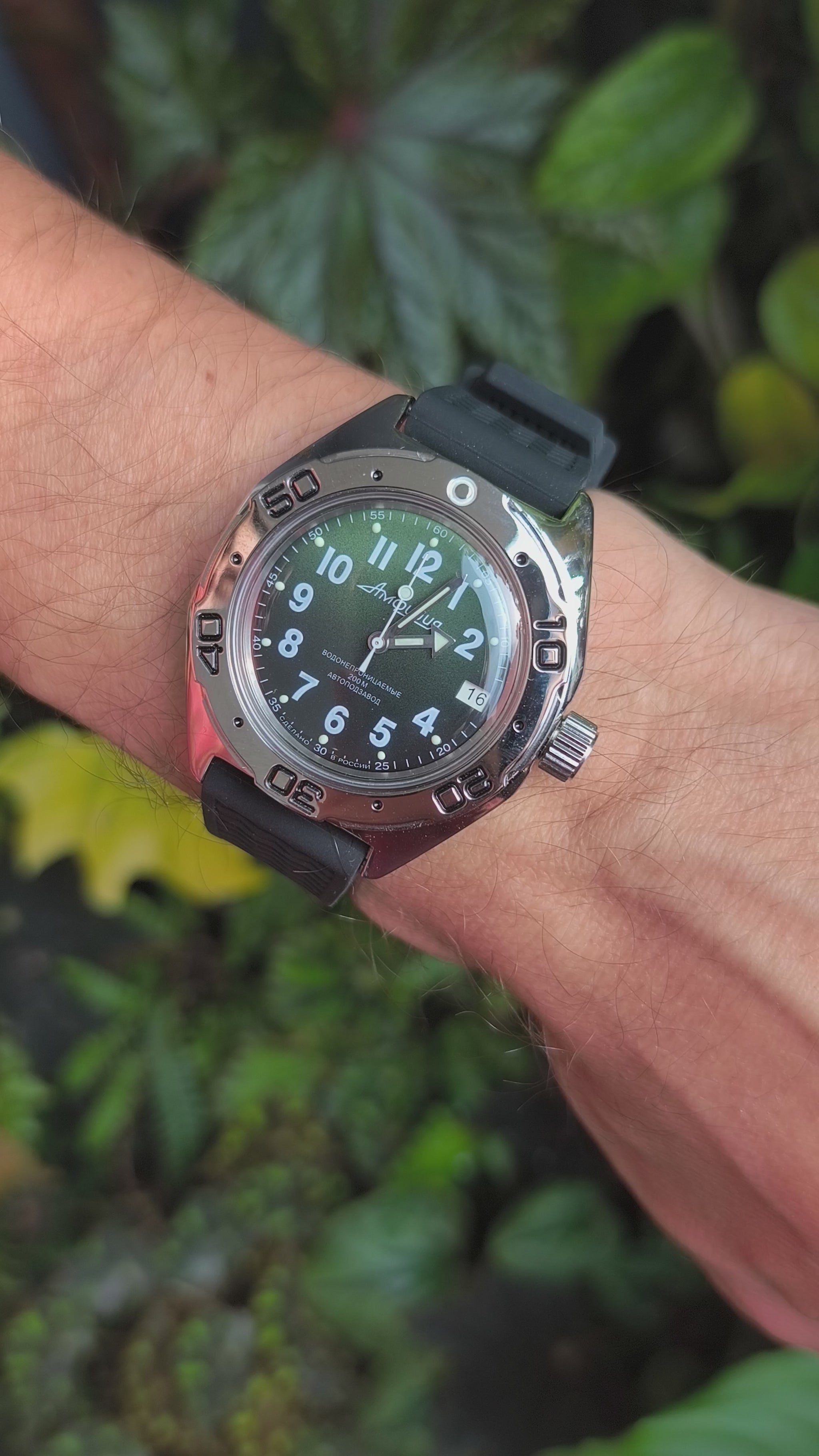 Vostok Amphibia 67068B - video of the actual watch
